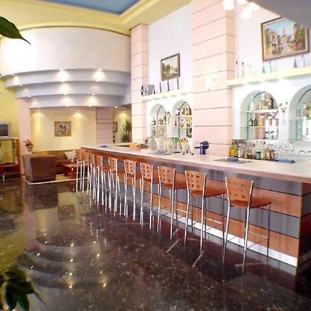 Phaedra Hotel 2*